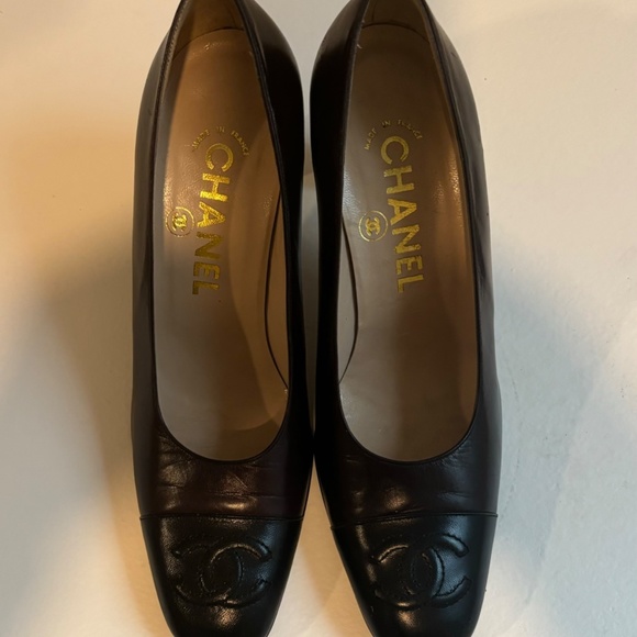 Chanel Vintage Two Tone CC Logo Square Toe Heel Brown Black Leather Shoe - 36.5 - Picture 4 of 6